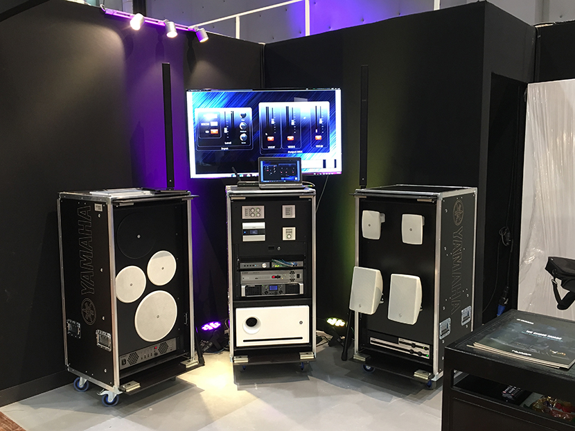 Exhibition flight cases for audio systems